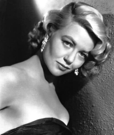 Dorothy-Malone-in-Written-on-the-Wind.jpg