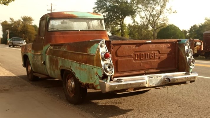 forgotten-finned-truck-1957-dodge-sweptside-is-back-after-half-a-century-behind-a-barn_16.jpg