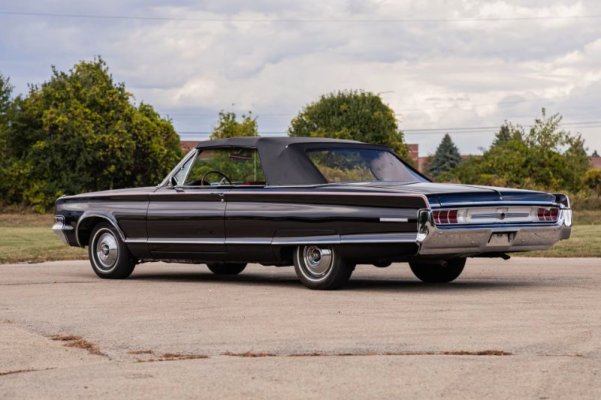 pristine-1965-chrysler-300l-ragtop-hides-ultra-rare-feature-inside_5.jpg