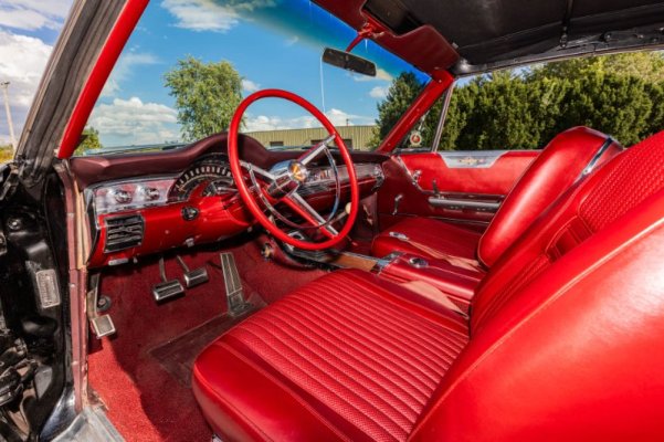 pristine-1965-chrysler-300l-ragtop-hides-ultra-rare-feature-inside_3.jpg