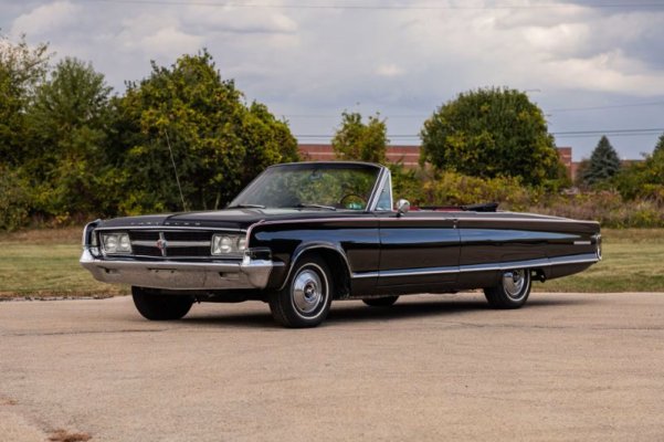 pristine-1965-chrysler-300l-ragtop-hides-ultra-rare-feature-inside-259657_1.jpg