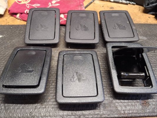 20251010_153517.jpg 20251010_153517.jpg