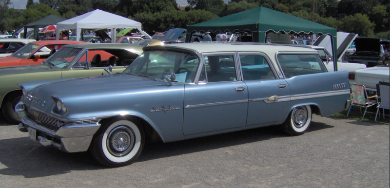 Chry 1958 New Yorker Wagon A.png