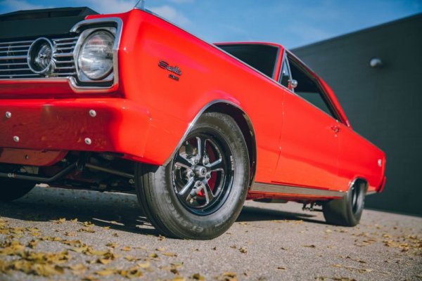 red-black-1966-plymouth-satellite-restomod-packs-built-440ci-v8-and-a-ton-of-other-mods_3.jpg