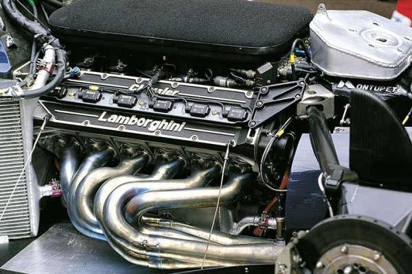 F1-Larrousse_Lamborghini_1990.jpg F1-Larrousse_Lamborghini_1990.jpg