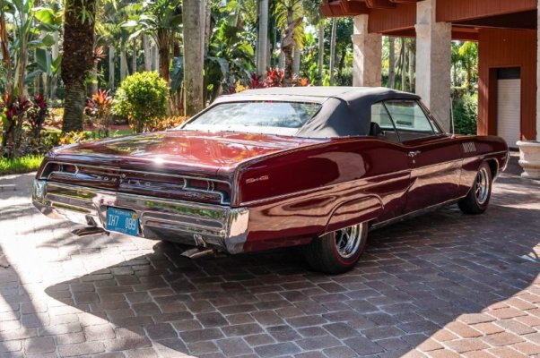 1967_pontiac_catalina_1967_pontiac_catalina_2cbbddd7-9cf4-4859-ba0f-548bf14cc57f-AVkKtW-56840-...jpg