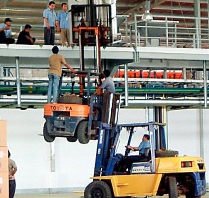 forklift-funny-fail.jpg