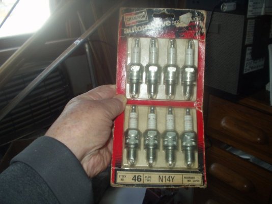 spark plugs.JPG