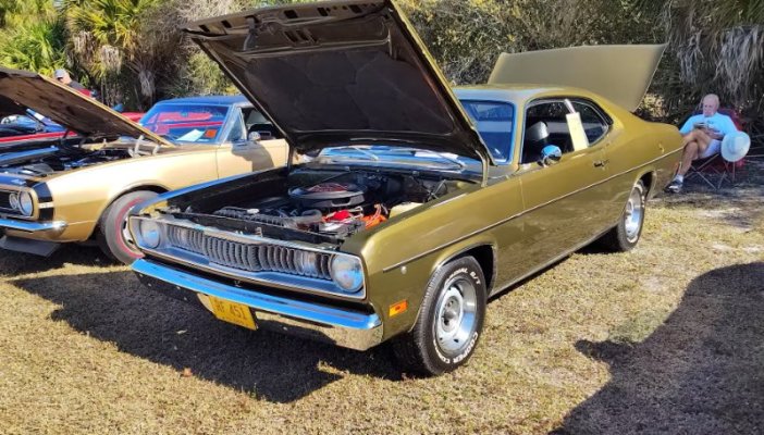 incredible-survivor-1971-plymouth-duster-is-all-original-unrestored-low-mileage-263966_1.jpg