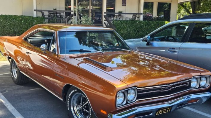 Solis Winery Picture 1.jpg