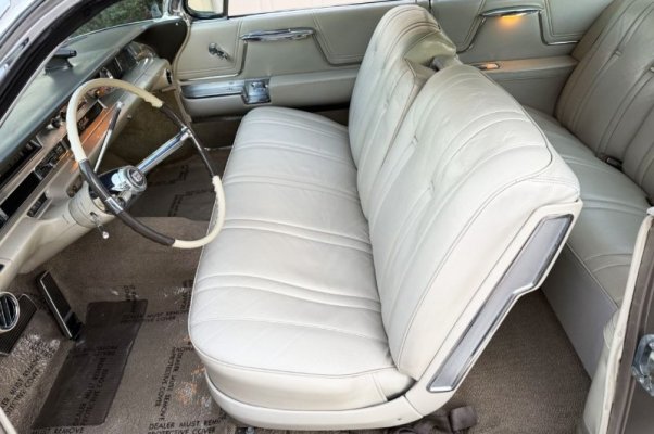 1962_cadillac_deville_img_0671-6-84338.jpg