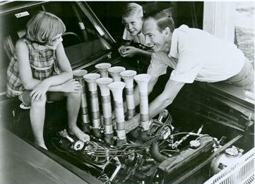 Hemi Girl.jpg Hemi Girl.jpg