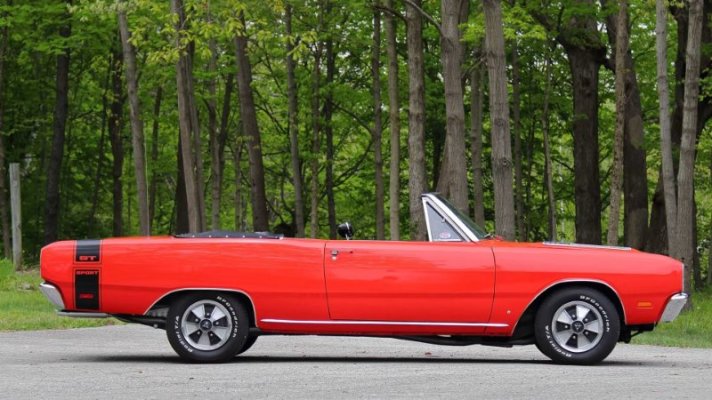 1969-dodge-dart-gts-ragtop-is-a-super-rare-big-block-mopar-owner-drives-it-once-a-month_10.jpg