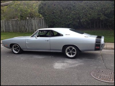 458723_15993105_1969_Dodge_Charger+500.jpg
