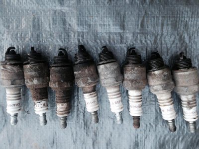 plugs.jpg plugs.jpg