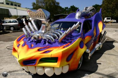 funnycar.jpg