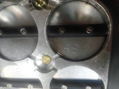 carb4.jpg carb4.jpg