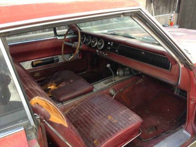 interiorf.JPG interiorf.JPG