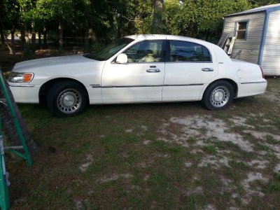 lincoln driver front.jpg lincoln driver front.jpg