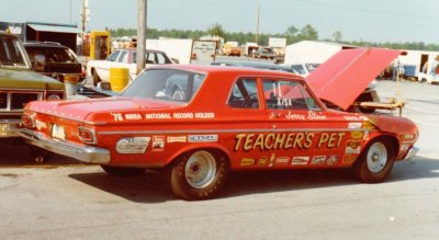 Teachers Pet 64 Ply Cayuga Ont.jpg