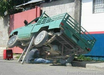 funnycar86.jpg