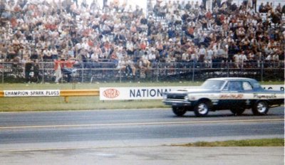 Drag On Lady1965 Indy In motion.jpg
