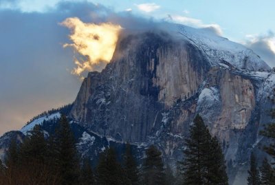 Yosemite Half-Dome Fire.jpg