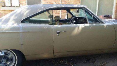6 8 mopar 012.jpg