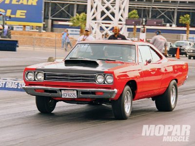 mopp_0909_12_z+mopar_muscle_true_street_challenge+front_view.jpg