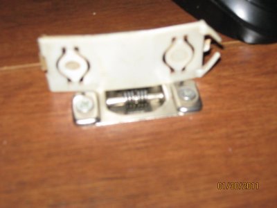 rocker molding clip 003.jpg