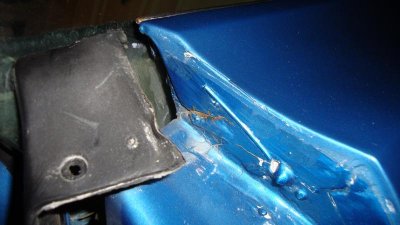 B-pillar crack spot.jpg