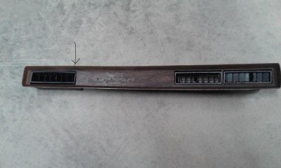 wall of mopar 063 with arrow.jpg