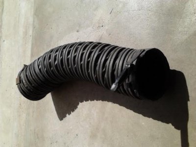 Hose From Defrost To Heater Box - Snap Clip On One End.jpg