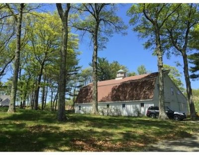 barn 1.jpg