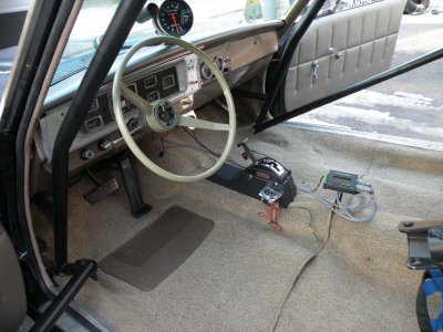 INTERIOR 65 HEMI BELVEDERE 004.JPG