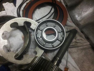 bellevilleandpiston.jpg bellevilleandpiston.jpg