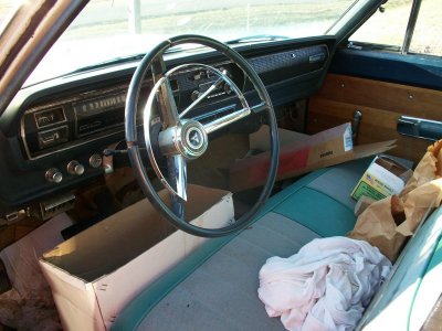 67 coronet station wagon 001.jpg