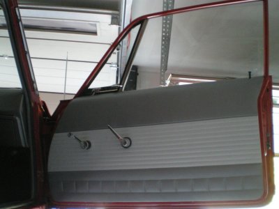 my car back from the head liner 016.jpg