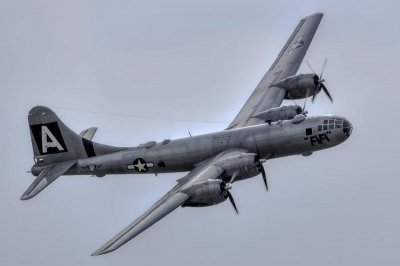 b-29-superfortress-fifi-bill-lindsay.jpg b-29-superfortress-fifi-bill-lindsay.jpg