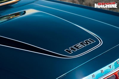 chrysler-cl-charger-bonnet-2.jpg