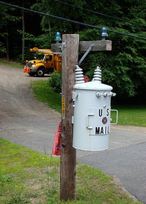 shocking_mailbox.jpg