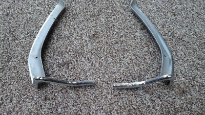 Charger se fender mldg 2.jpg