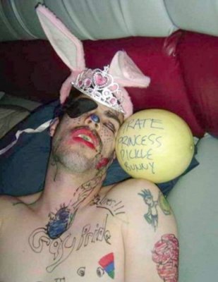 Funny-Drunk-People-Picture-01.jpg