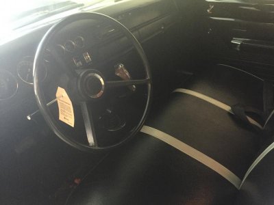 Interior.jpg Interior.jpg