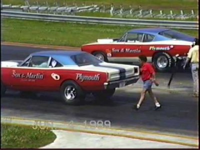 69 Roadrunner SS Ronnie Sox team.jpg 69 Roadrunner SS Ronnie Sox team.jpg