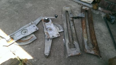 IMAG2012_BURST001.jpg IMAG2012_BURST001.jpg