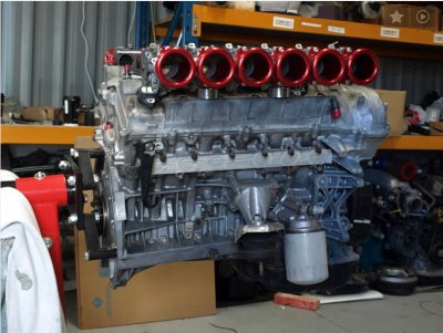 toyota century intake.jpg