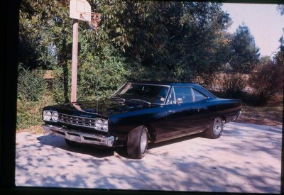 Road Runner front view.jpg