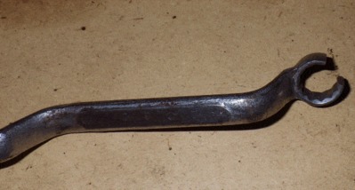 HdrBoltWrench.gif HdrBoltWrench.gif