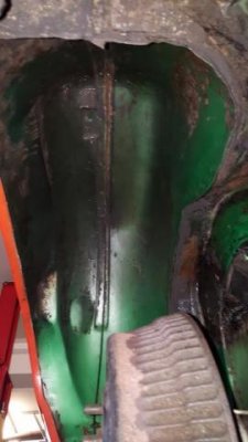 wheel well.jpg wheel well.jpg